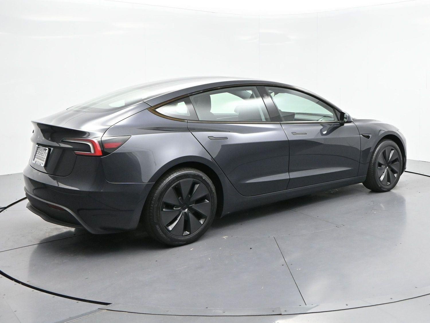 Used 2025 Stealth Grey Tesla Long Range image 7