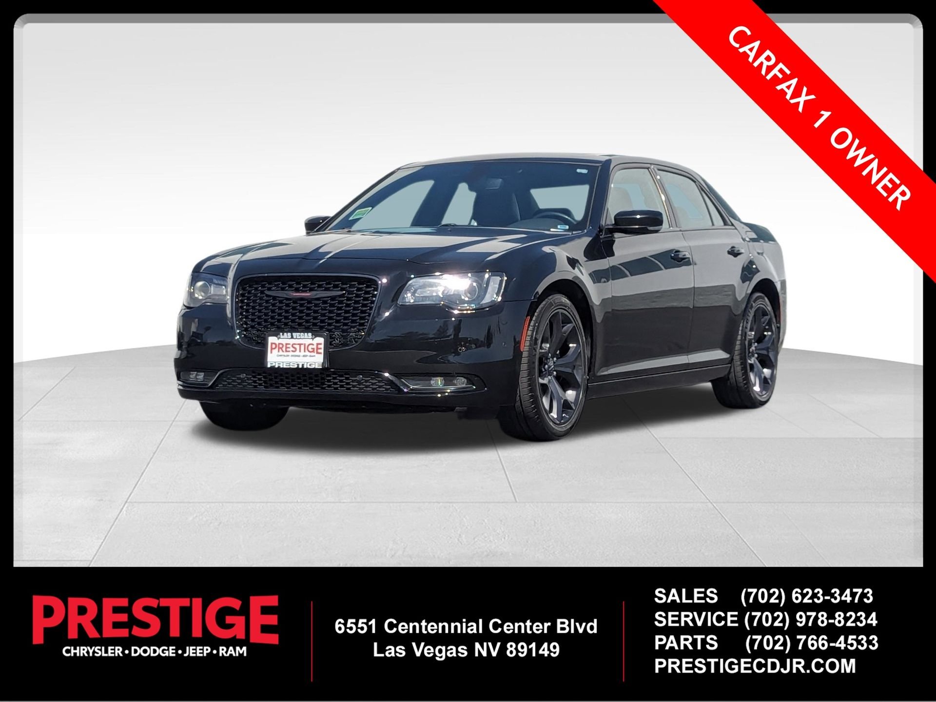 2023 Chrysler 300 S's photo