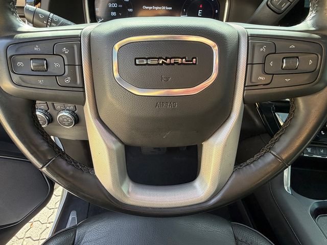 Used 2025 White GMC Denali image 26
