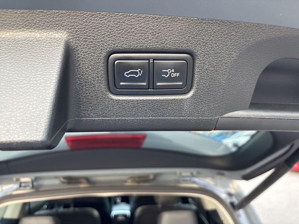 Used 2025 Silver Kia S image 50