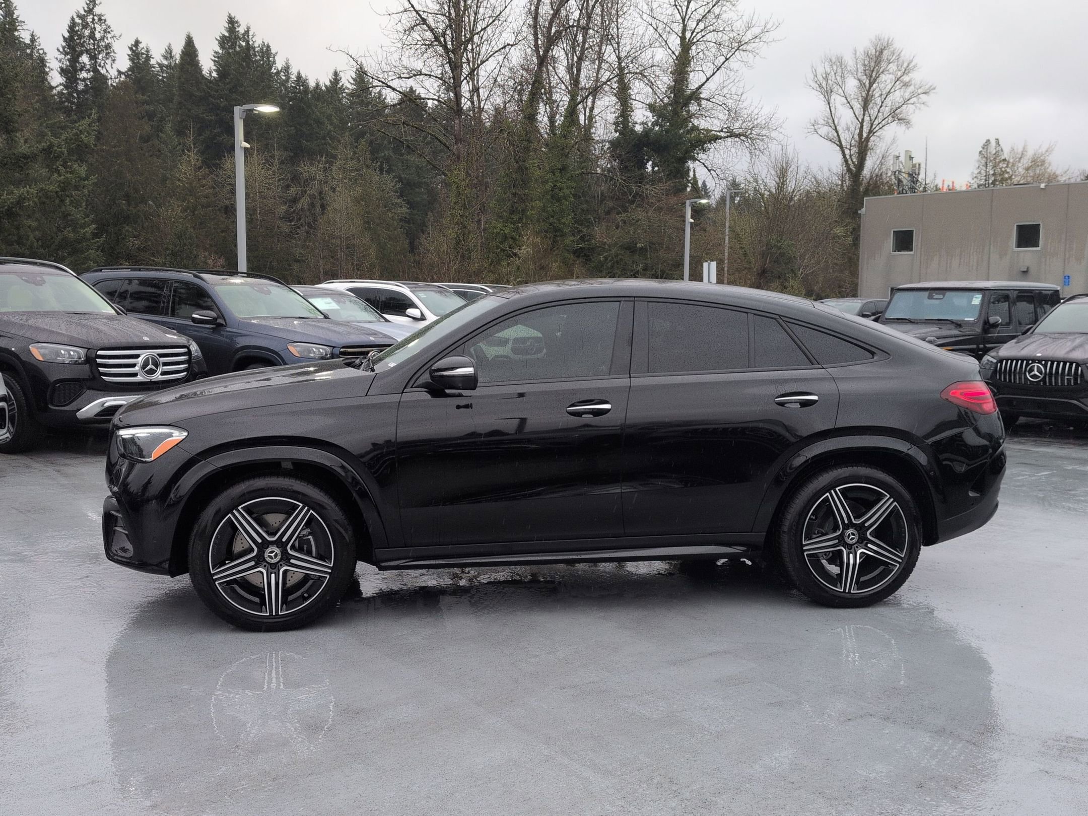 New 2026 Obsidian Black Metallic Mercedes-Benz GLE 450 image 42