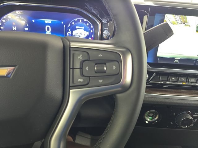 Used 2024 Gray Chevrolet LT image 18