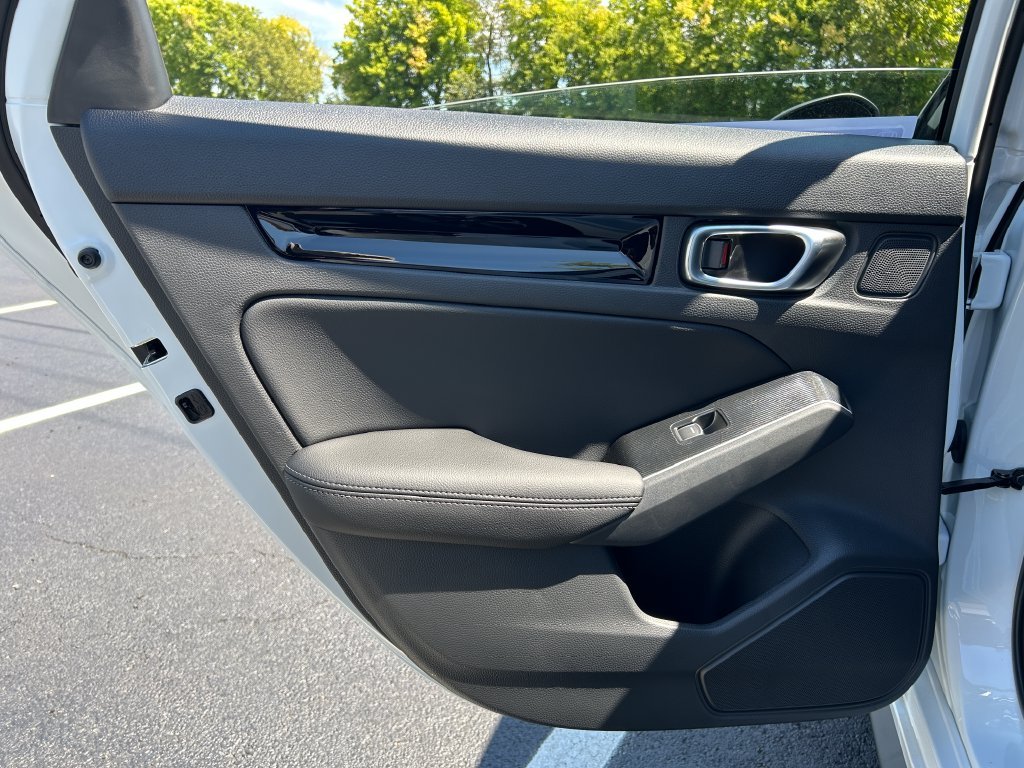 New 2026 Platinum White Pearl Honda Sport Touring image 20