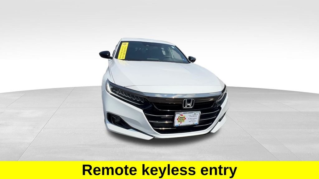 Used 2022 White Honda Sport image 13
