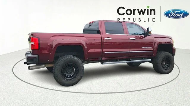 Used 2017 Deep Garnet Metallic GMC Denali image 8
