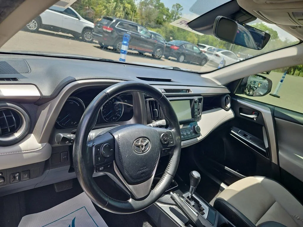 Used 2017 Silver Toyota Limited image 5