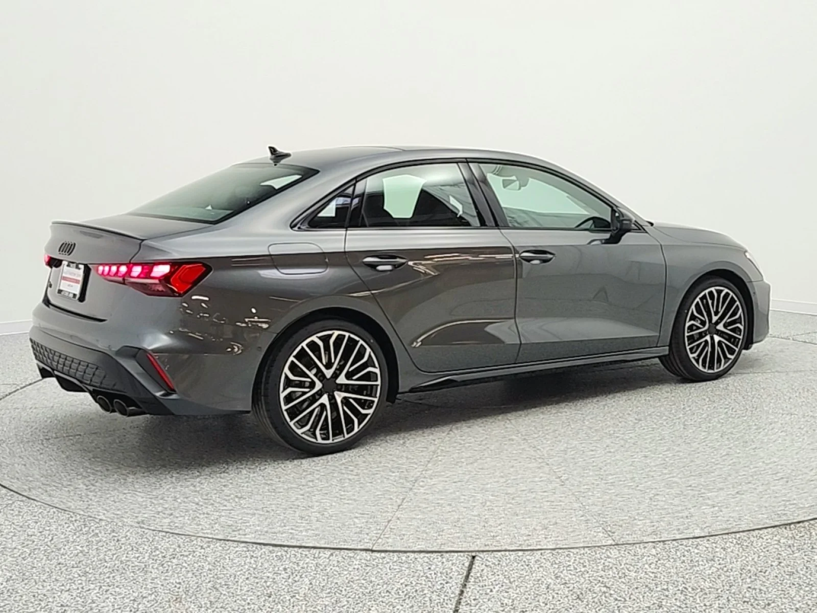 New 2026 Daytona Gray Pearl Effect Audi quattro image 5