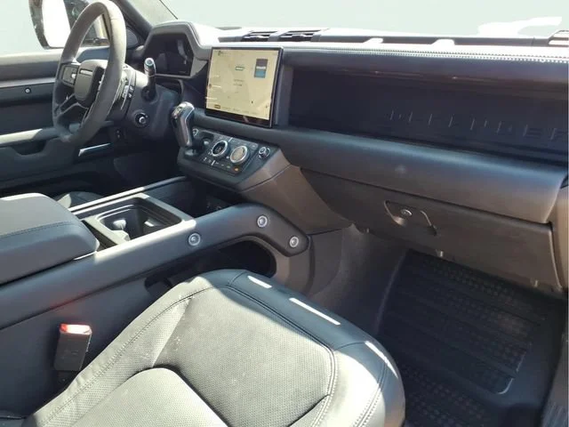 Used 2023 Brown Land Rover 110 V8 image 22