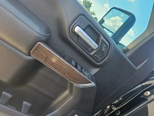 Used 2021 EBONY TWILIGHT METALLIC GMC Denali image 11