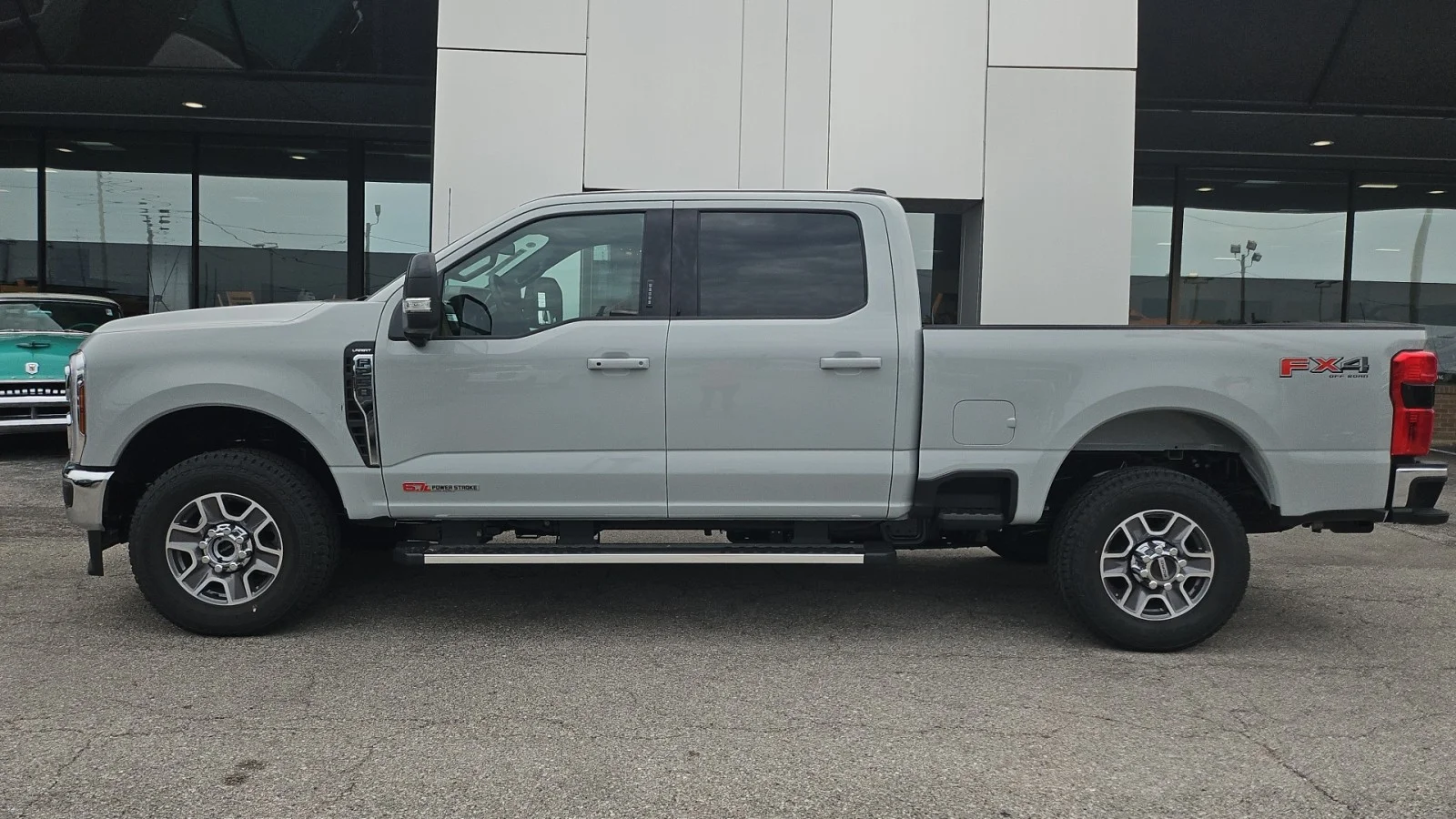 New 2026 Avalanche Ford Lariat 4WD image 2