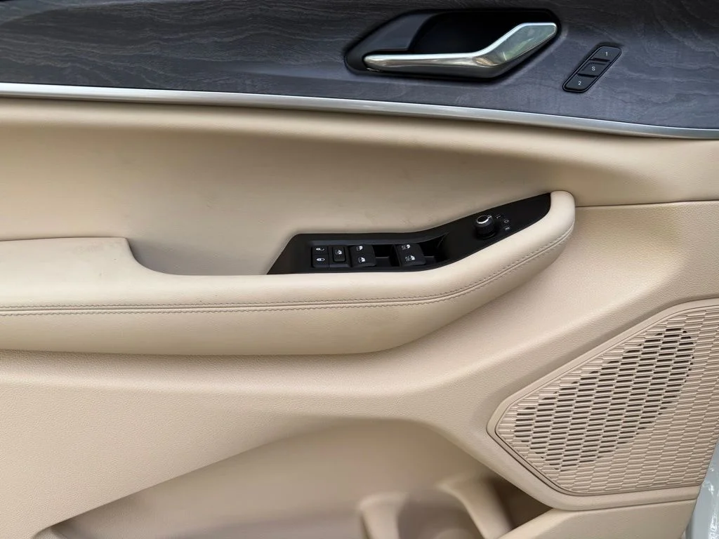 2025 Jeep Grand Cherokee L Limited - Photo 17