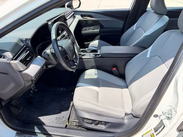 Used 2025 White Toyota SE image 11