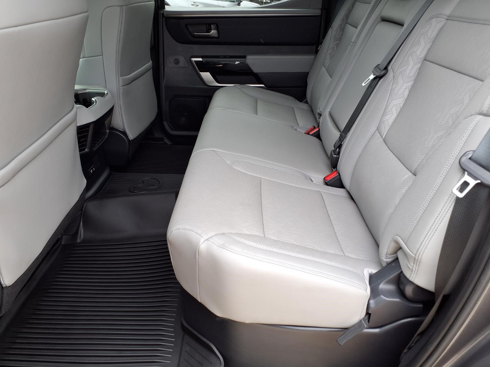 Certified Used 2025 MAGNETIC GRAY MET Toyota Limited image 10