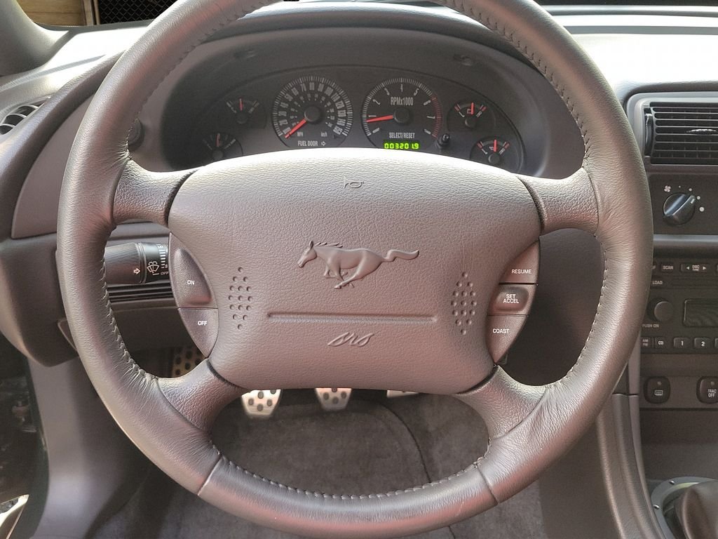 Used 2001 Dark Highland Green Ford GT Bullitt Edition image 20
