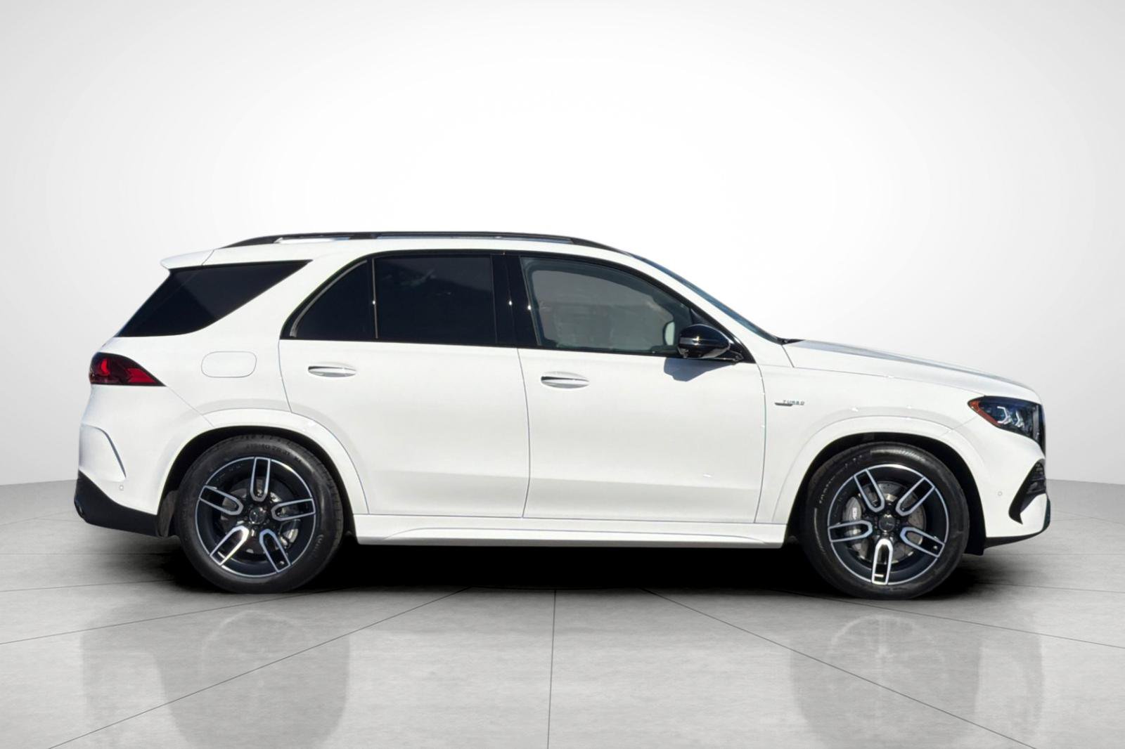 New 2027 Polar White Mercedes-Benz AMG® GLE 53e image 31