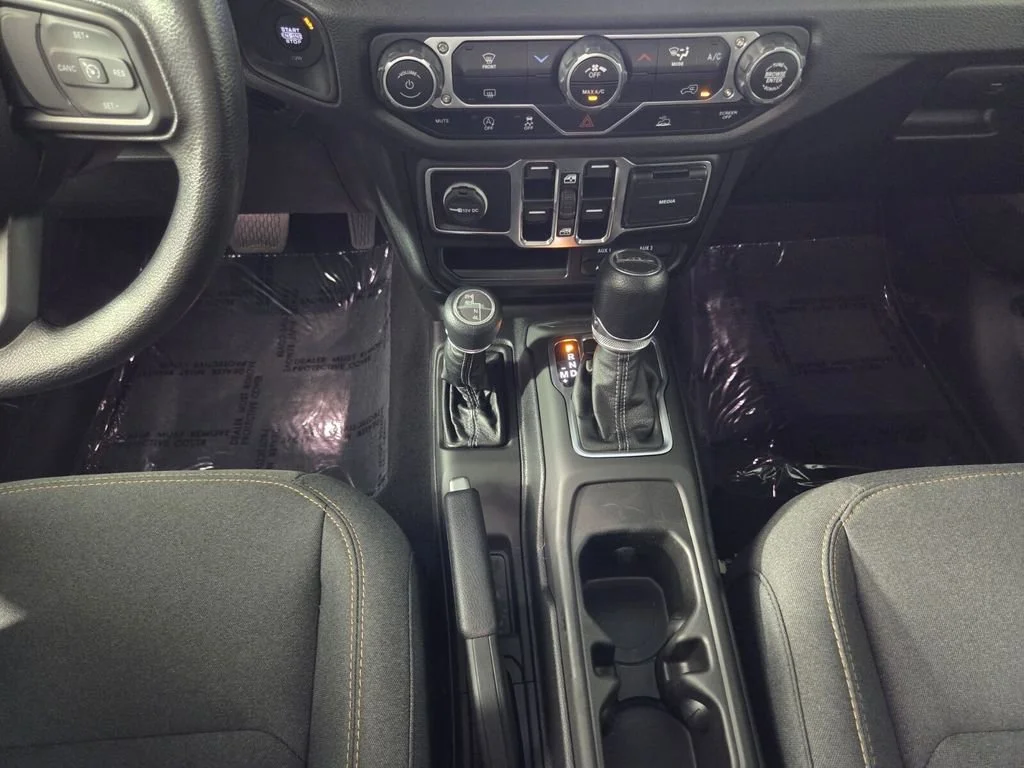 Used 2025 Hydro Blue Pearlcoat Jeep Nighthawk image 13