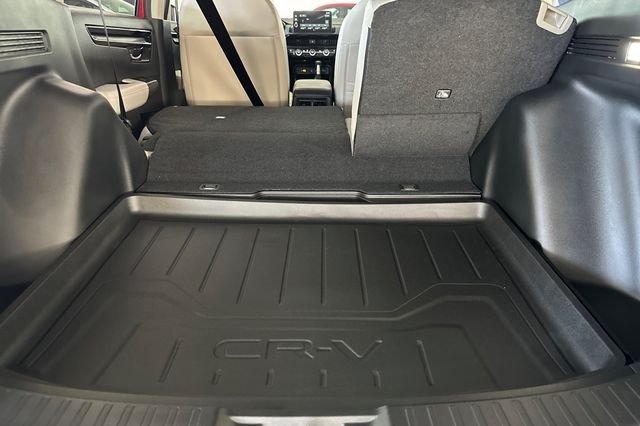 New 2026 Platinum White Pearl Honda EX-L image 13