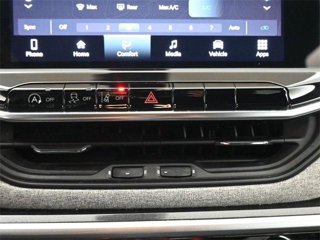 2023 Jeep Compass Latitude photo 4