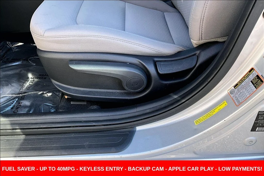 Used 2020 Silver Hyundai SEL image 38