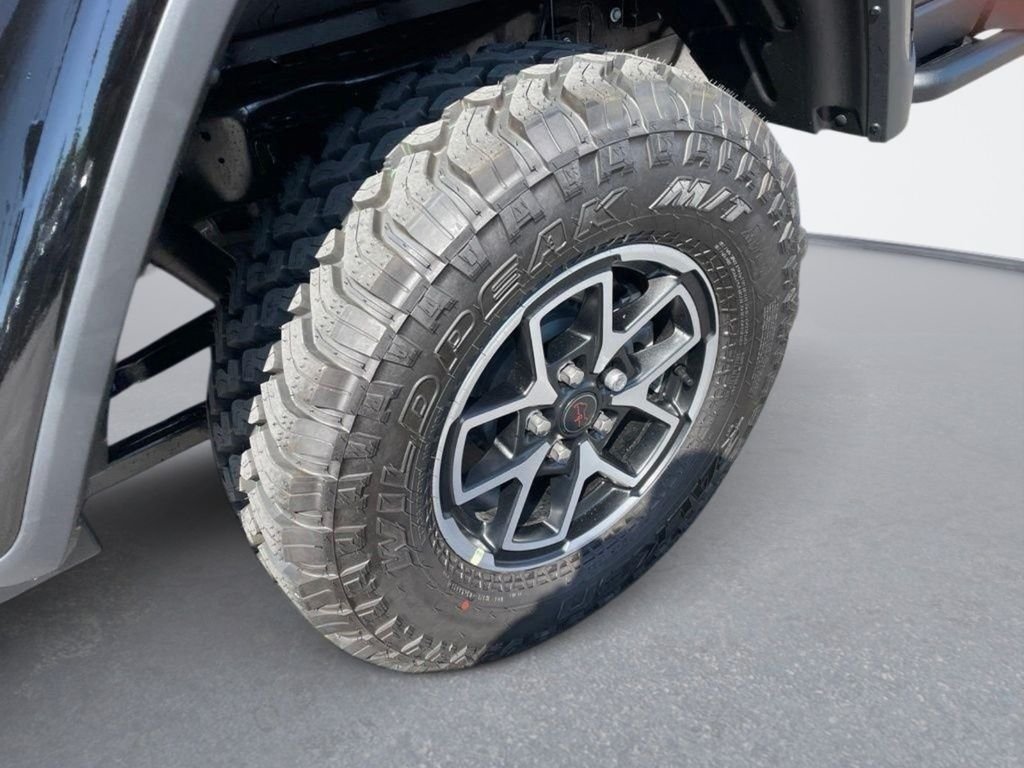 New 2026 Black Clear-Coat Exterior Paint Jeep Rubicon X image 10