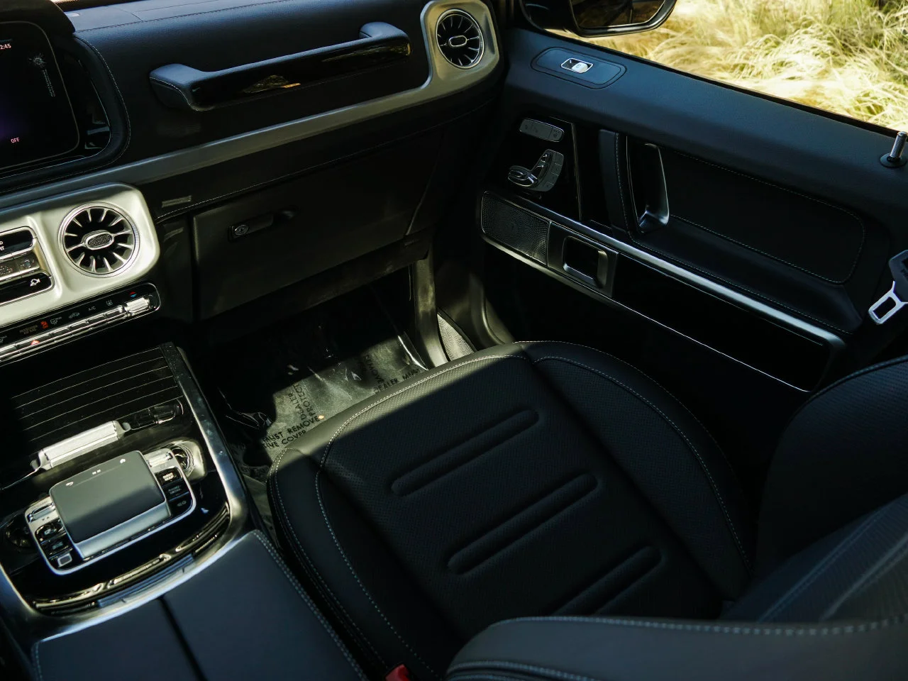 New 2027 Obsidian Black Metallic Mercedes-Benz G 580 image 14