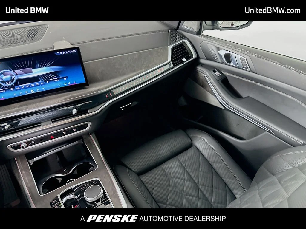 2025 BMW X7 40i - Photo 24