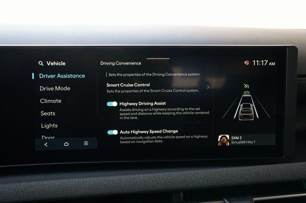 New 2025 Phantom Black Hyundai Limited image 21