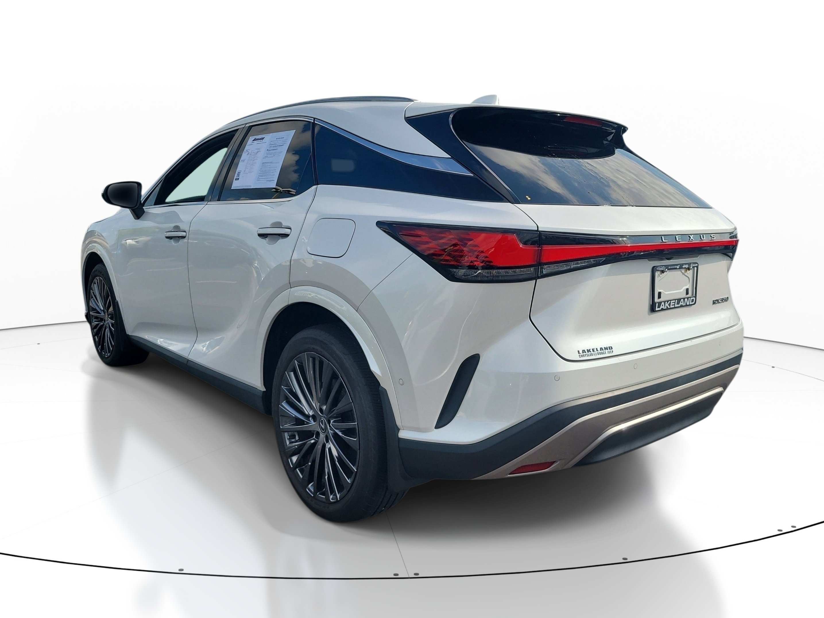 Used 2023 White Pearl Lexus 350 Luxury image 5