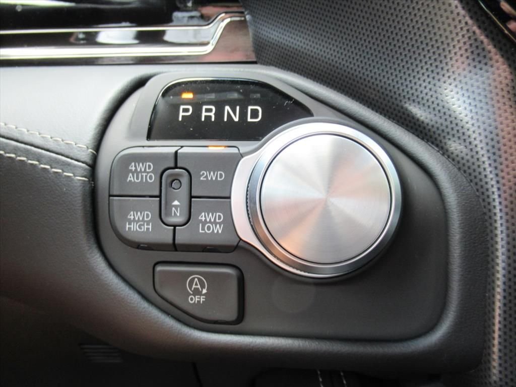 New 2026 Diamond Black Crystal Pearl-Coat Exterior Paint RAM Limited image 24