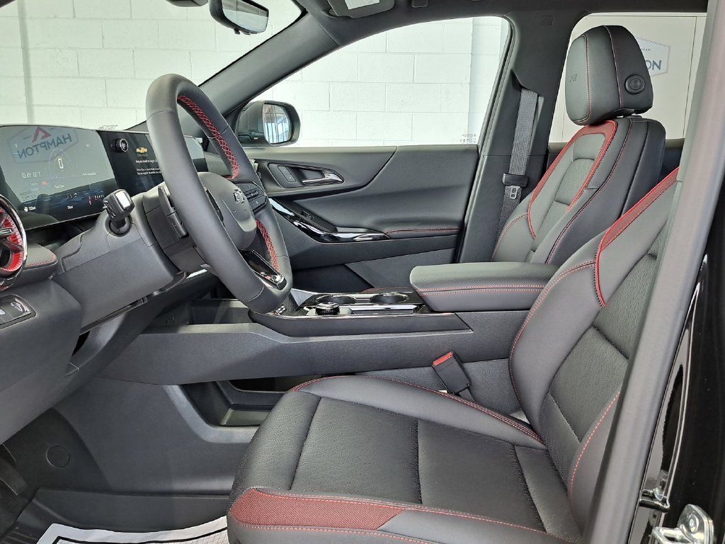2027 Chevrolet Equinox RS SUV Slide 11