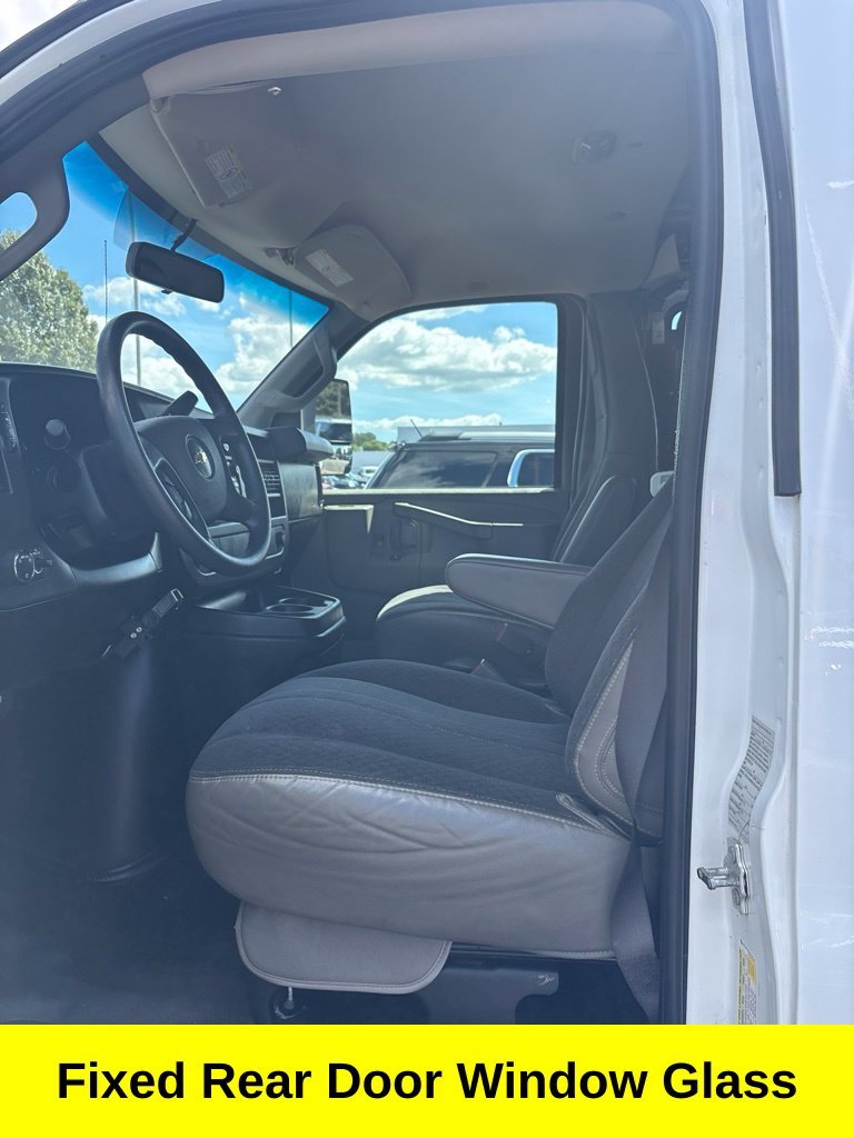 Used 2019 White Chevrolet Work Van image 3