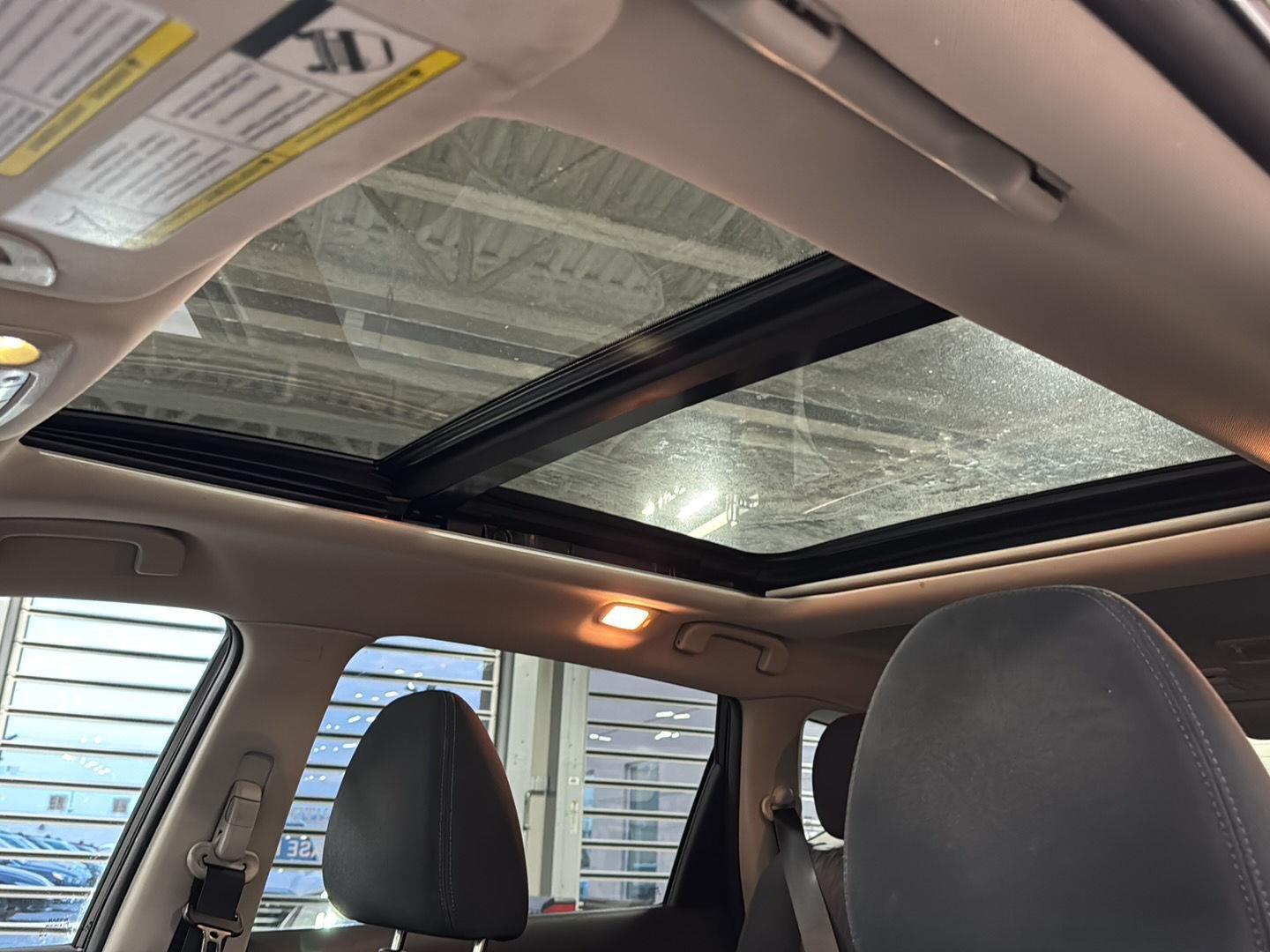 2018 Nissan Rogue SV - Photo 42