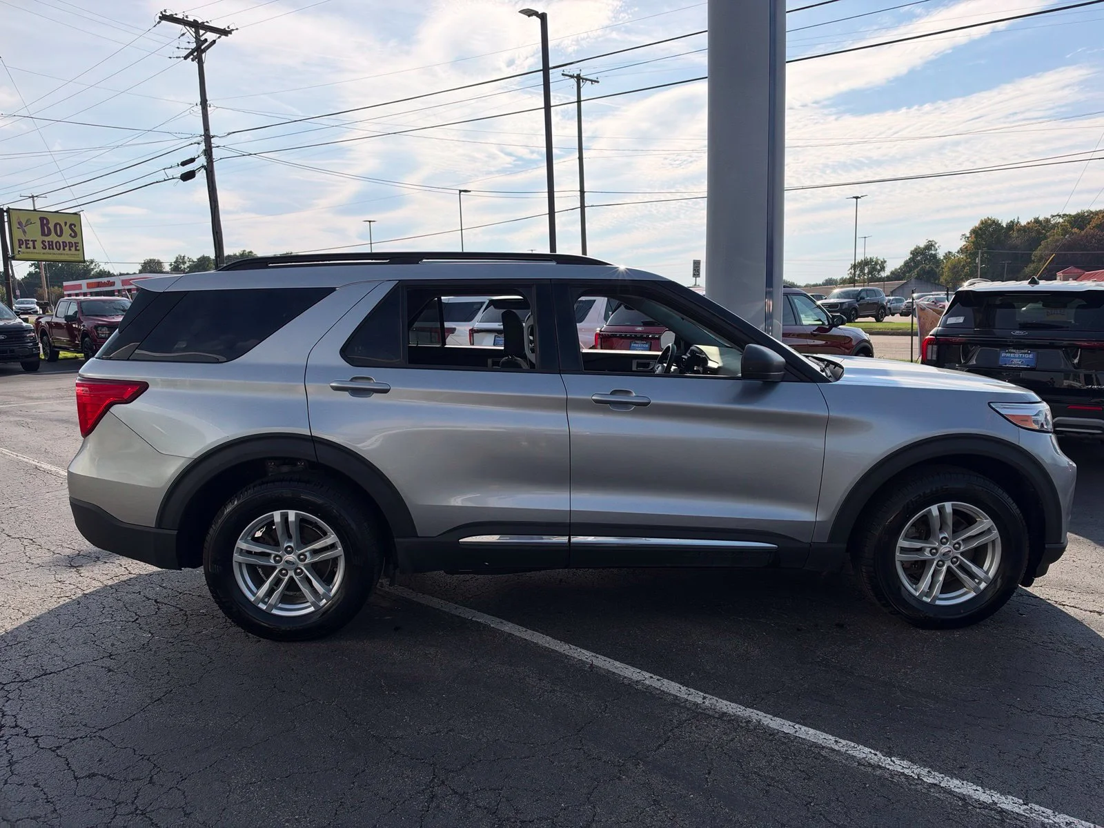 Used 2023 Iconic Silver Metallic Ford XLT image 7