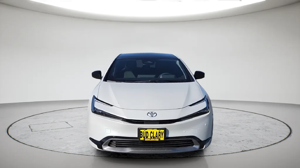 New 2027  Toyota XSE image 2