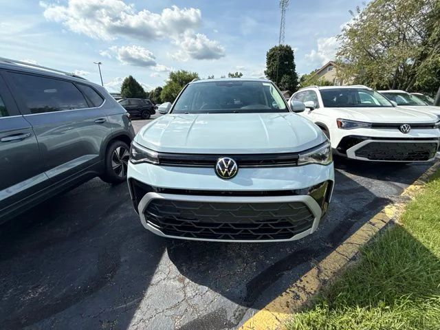 New 2026 Monument Gray Volkswagen 1.5T SE image 2