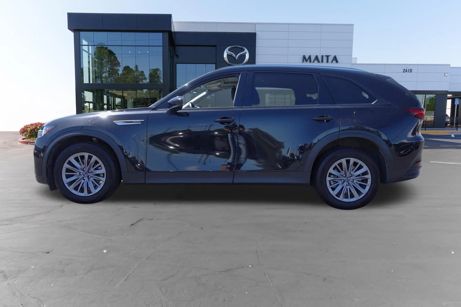 Used 2024 Jet Black Mica Mazda Preferred image 6