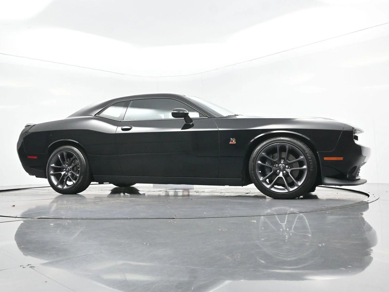 Used 2023 Pitch Black Clearcoat Dodge R/T Scat Pack image 40