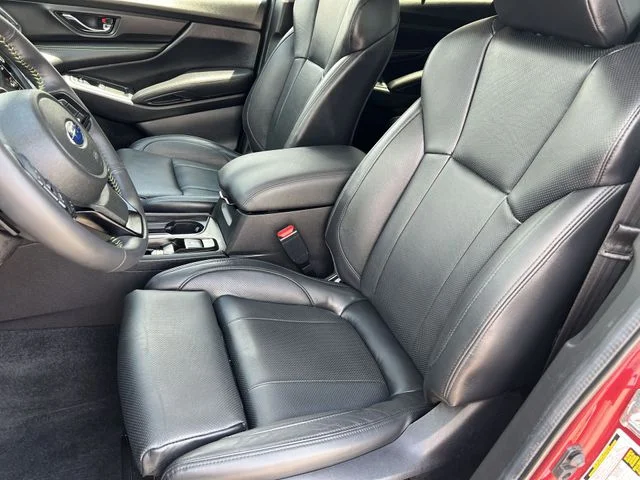 Used 2025 Red Subaru Onyx Edition Touring image 35