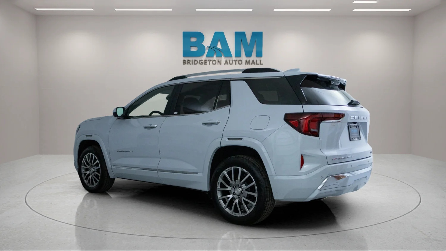 Used 2027 Glacier White Tricoat GMC Denali image 5