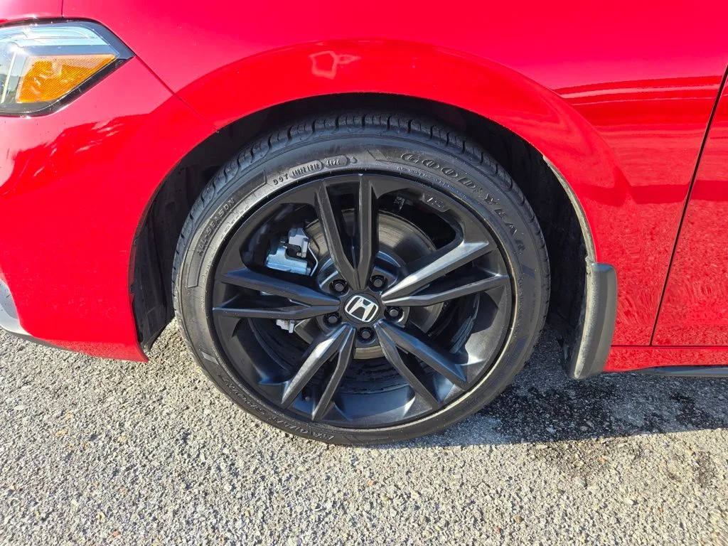 Used 2025 Red Honda  image 10