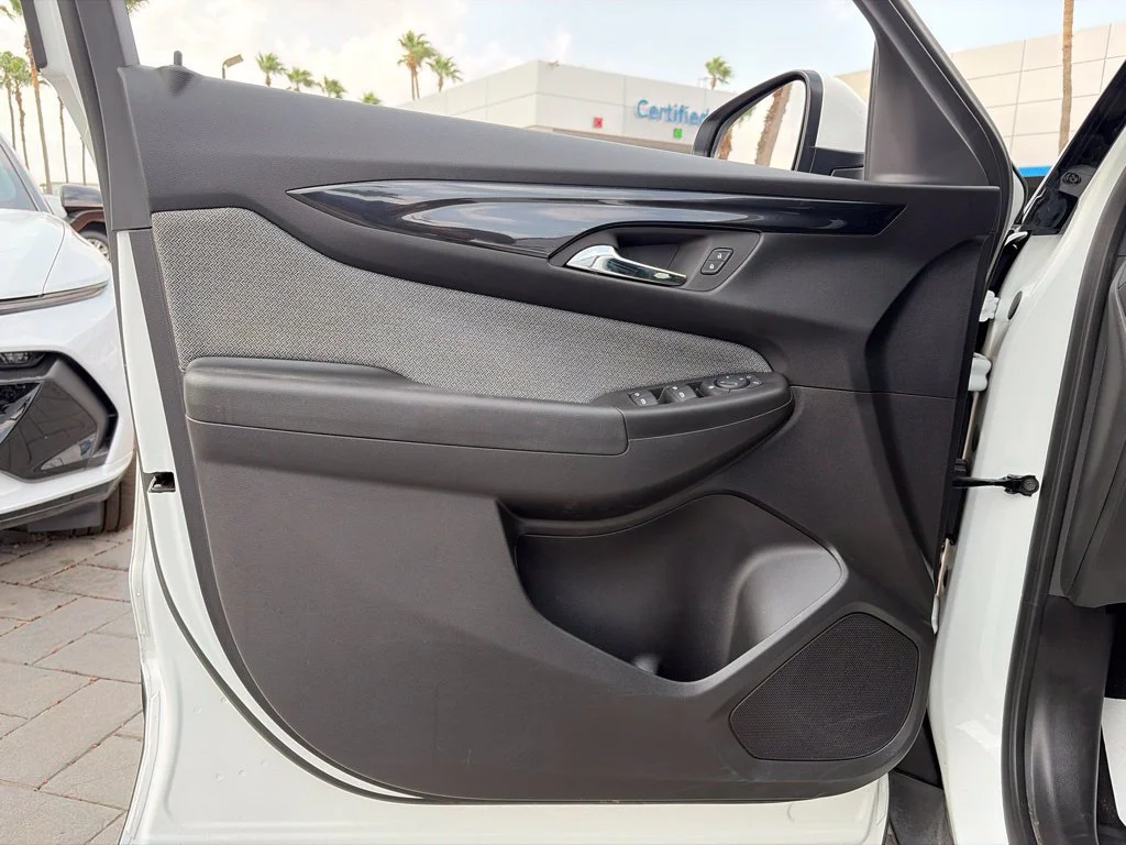 Used 2026 Summit White Chevrolet LT image 13