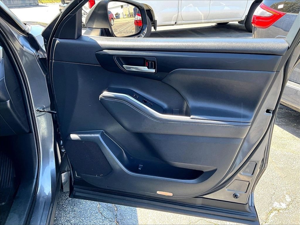 Used 2021 Gray Toyota XLE image 12