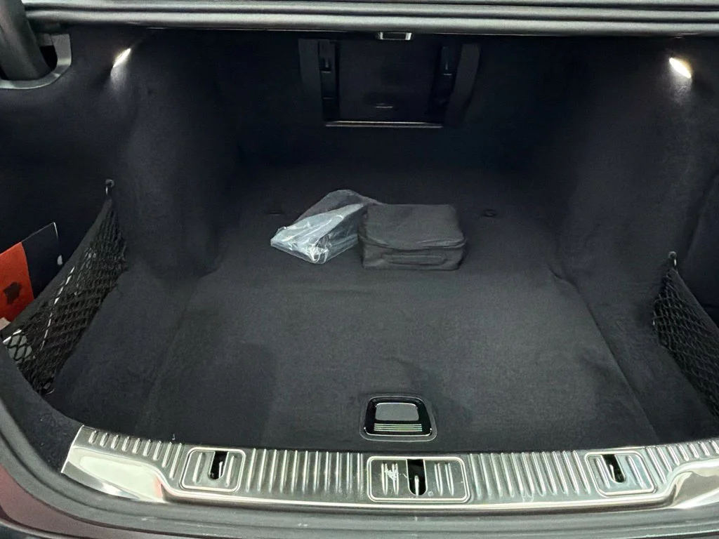 New 2027 Black Mercedes-Benz S 580 image 25