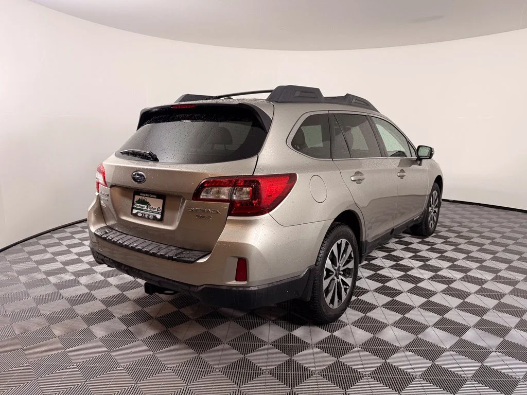 Used 2015 Gray Subaru 3.6R image 9