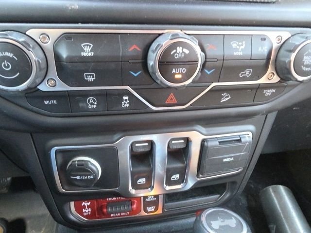Used 2021 Red Jeep Rubicon image 16