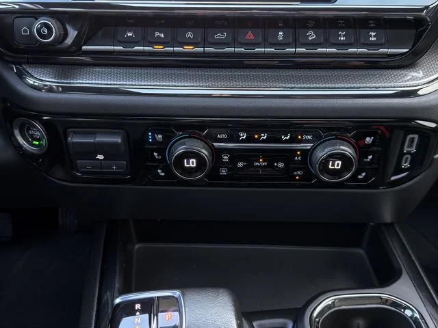 2022 Chevrolet Silverado 1500 ZR2 - Photo 25