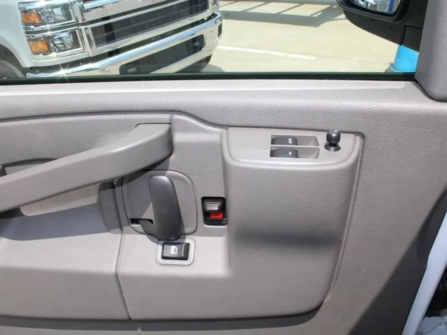 2026 GMC Savana Cargo Work Van - Photo 7