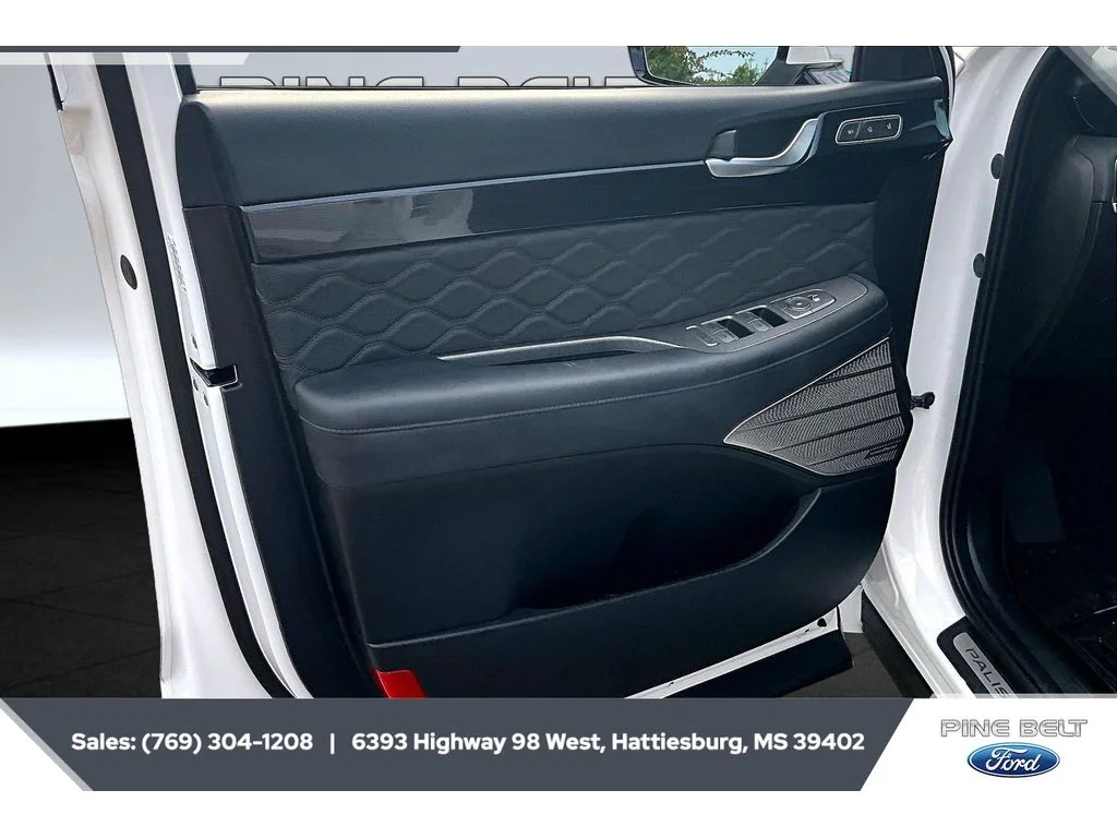 Used 2022 Hyper White Hyundai Calligraphy image 17