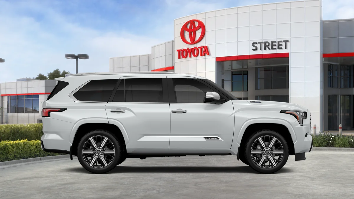 New 2026 Wind Chill Pearl Toyota Capstone image 24