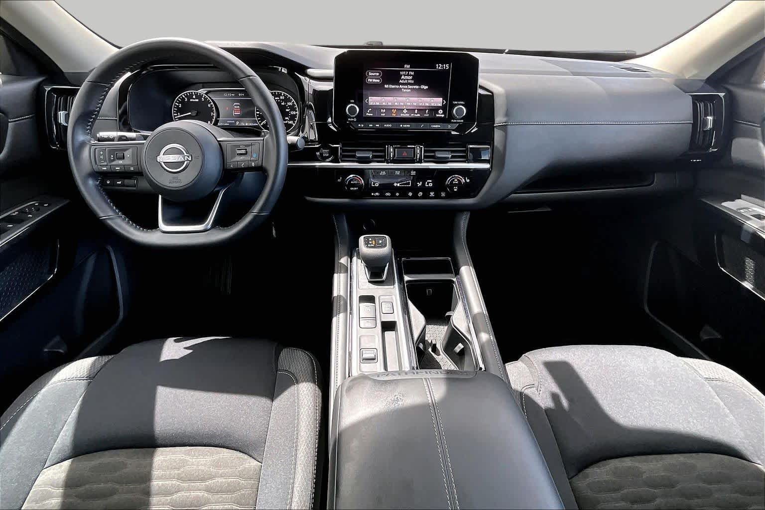 Certified Used 2025 Gun Metallic Nissan SV image 15